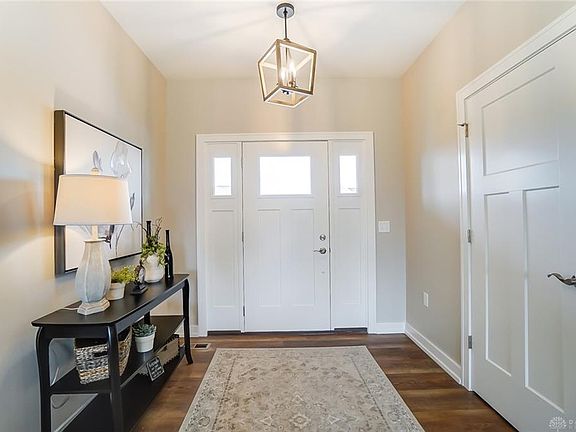 5th image of 518 Flagstone Way