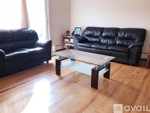124 Hopkins Ave Photo 1