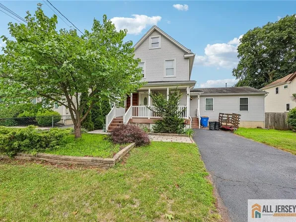 328 Runyon Ave, Middlesex, NJ 08846
