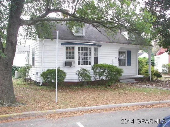 301 S Harding St — Photo 1