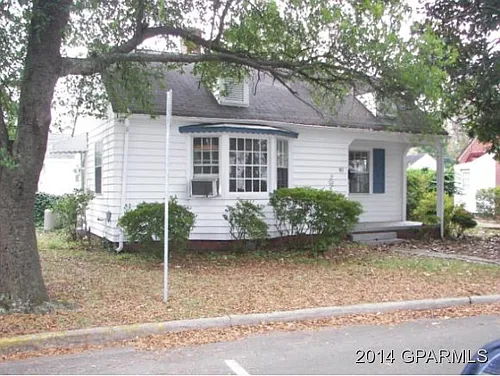 301 S Harding St Photo 1
