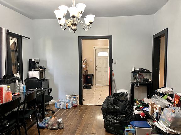 5th image of 1904 Washington Blvd
