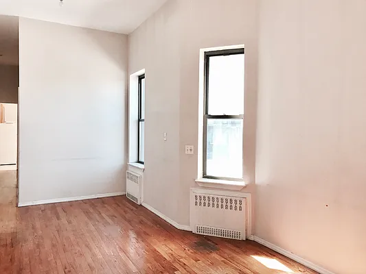 Rented by In Haus LLC | media 13