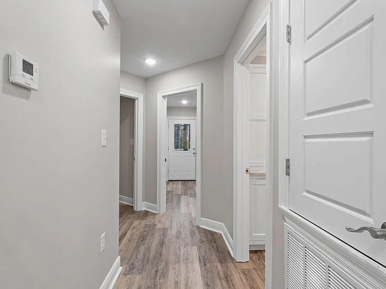 22 Bellamy Ln — Photo 10