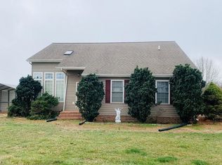 2729 Sprouse Rd, Boonville, NC 27011