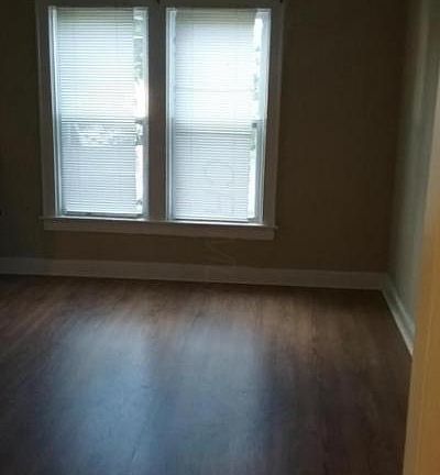 3rd image of 1361 21st Ave