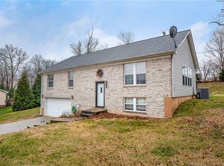 1807 Maple Ave, Georgetown, IN 47122