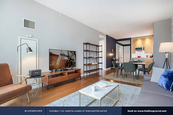 Rented by The Blueground | media 3