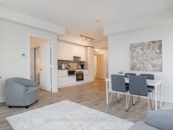 5th image of 28 Freeland St #4007