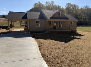 522 Dogleg Dr, Livingston, TN 38570