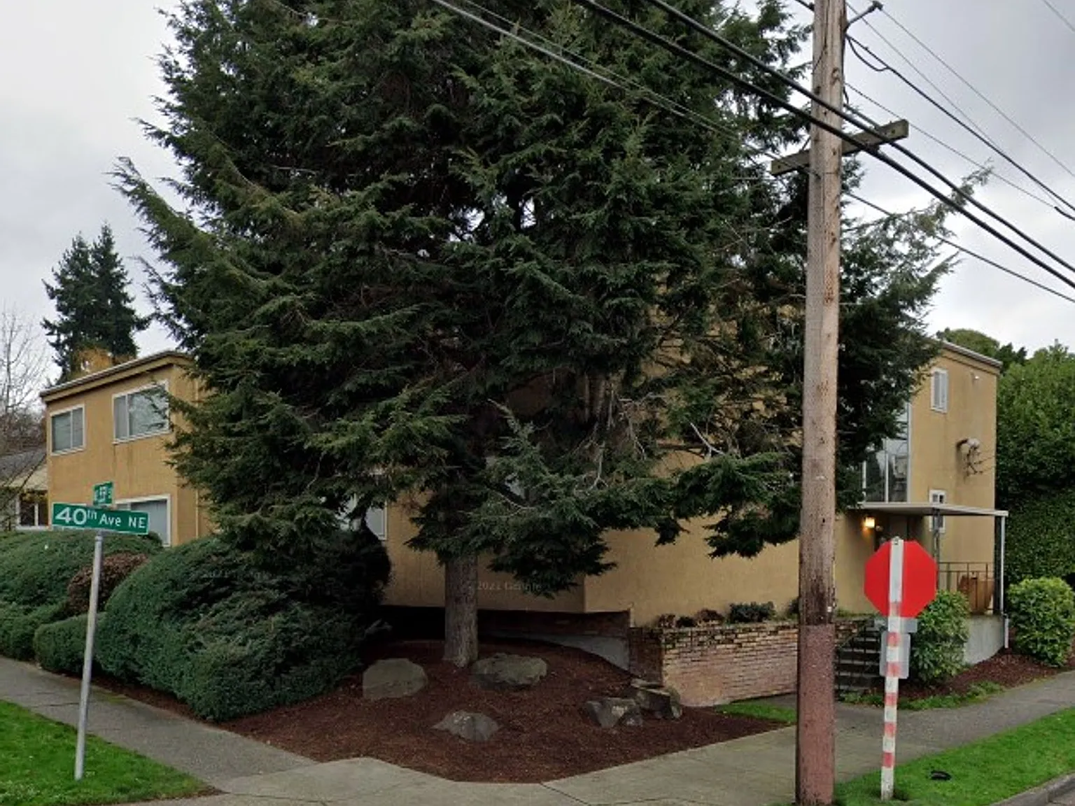 5505 40th Ave NE — Photo 1