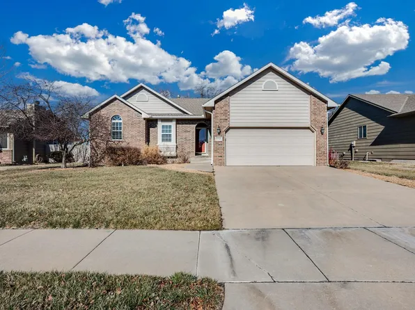 5718 E 49th St N, Wichita, KS 67220