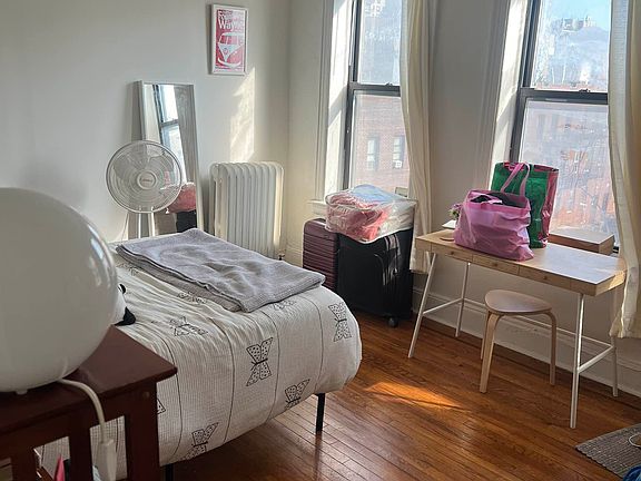 2nd image of 28-05 23rd St #4E