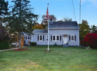 20 Camp St, Cumberland, RI 02864