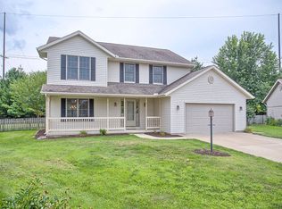 3516 Cypress Creek Rd, Champaign, IL 61822