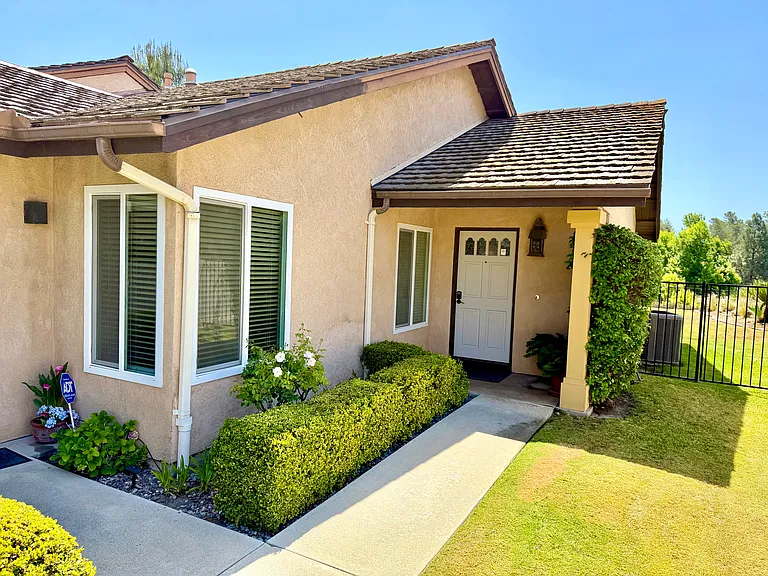 4335 Los Padres Dr — Photo 4