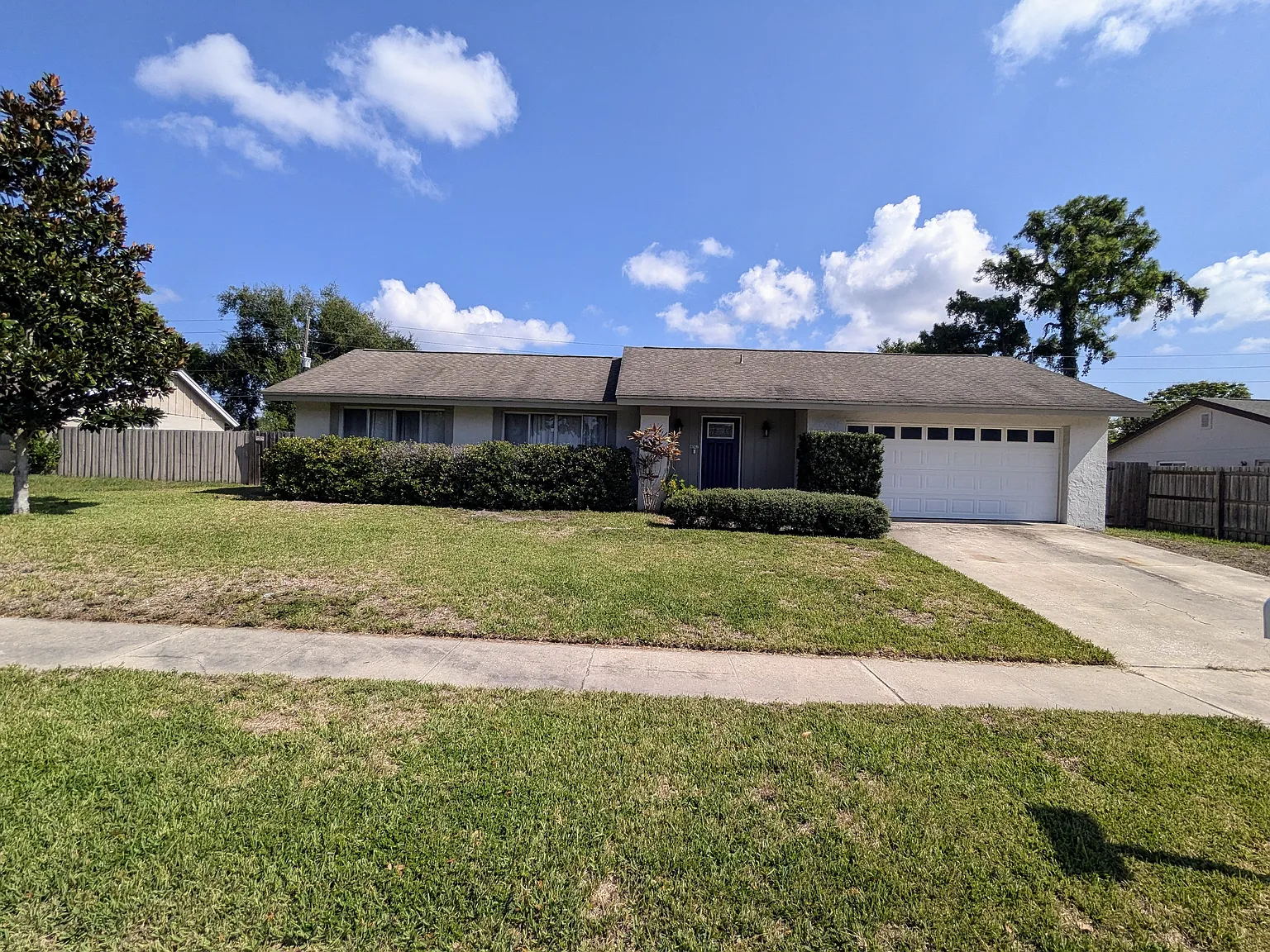 4 bed, 1615 sqft, $2,850 — Photo 1