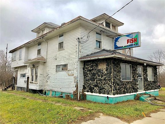 3rd image of 3109 W 3rd St