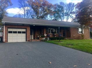 17 Wilbert Ter, Feeding Hills, MA 01030