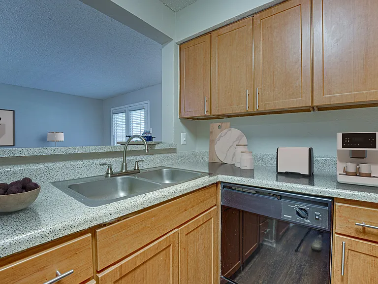 Timberglen Apartments — Photo 42