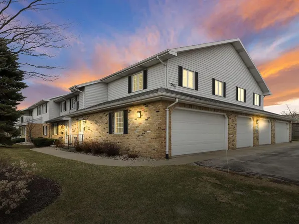 8630 30th AVENUE #201, Kenosha, WI 53142