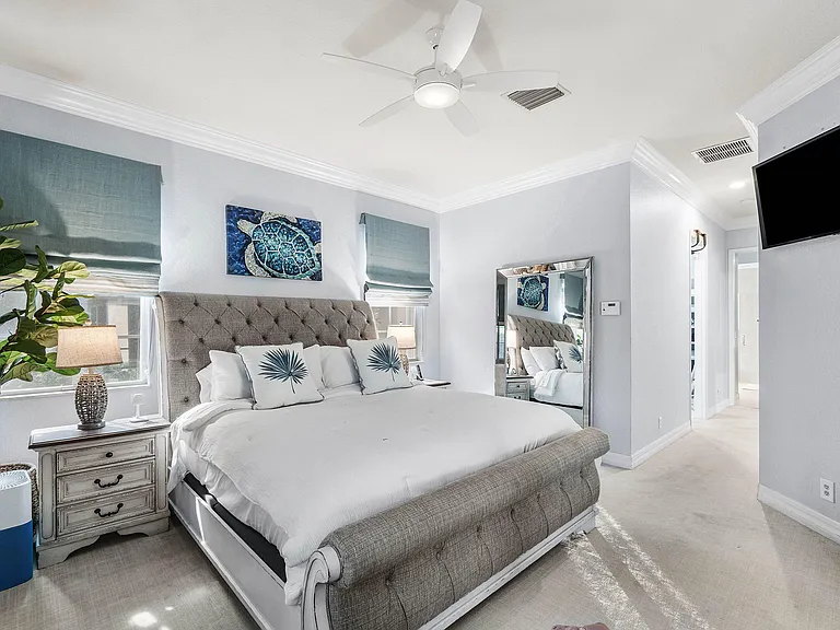 10697 Willow Oak Ct — Photo 16
