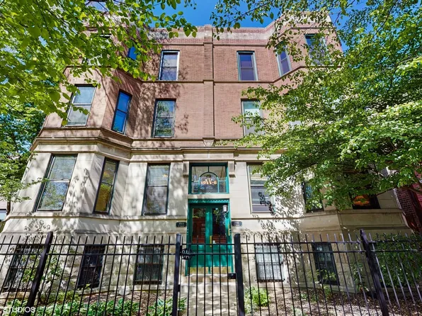 1944 N Seminary Ave #1, Chicago, IL 60614