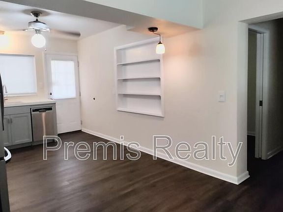 5th image of 1412 Druid Rd