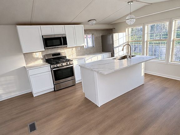 3rd image of 4001 E 134th St #69