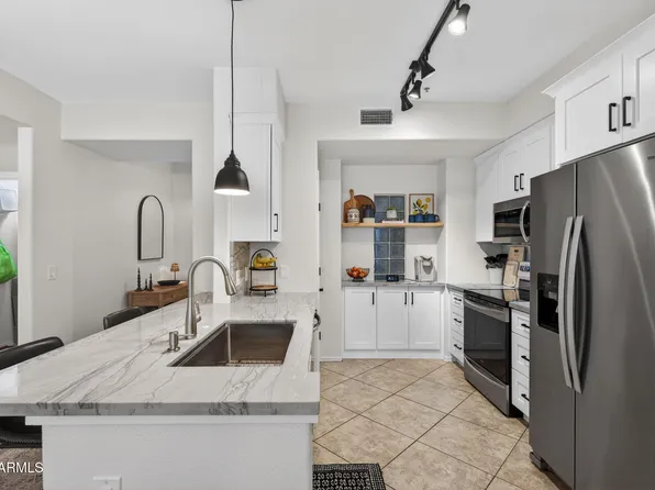 435 W RIO SALADO Parkway #204, Tempe, AZ 85281