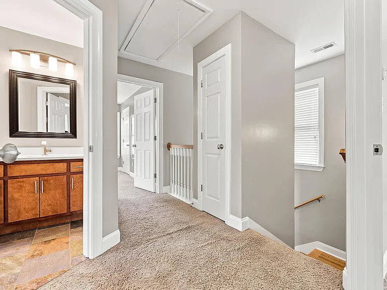 417 Rosewood St — Photo 18