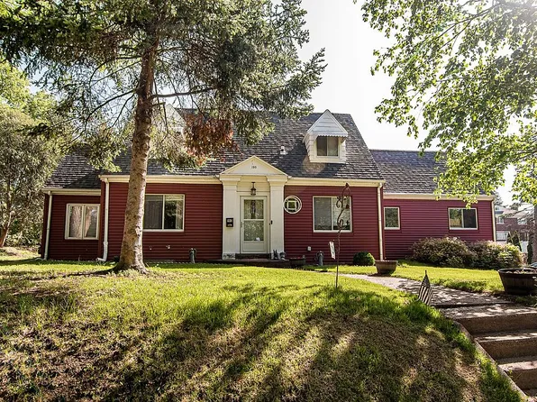 190 Bradley St, Dubuque, IA 52003