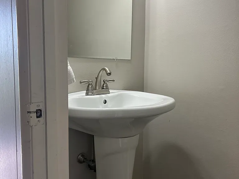 4815 Hickory Ave — Photo 4