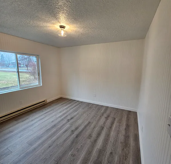 202 W 1st Ave #3 — Photo 4