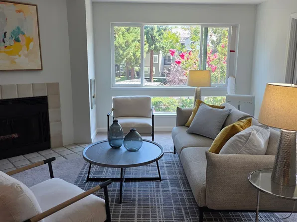 1271 Poplar Ave APT 209, Sunnyvale, CA 94086
