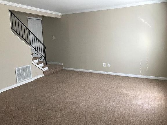 2nd image of 415 N Chesire Ct