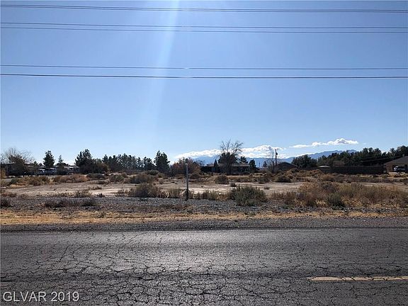3rd image of 2391 W Mesquite Ave