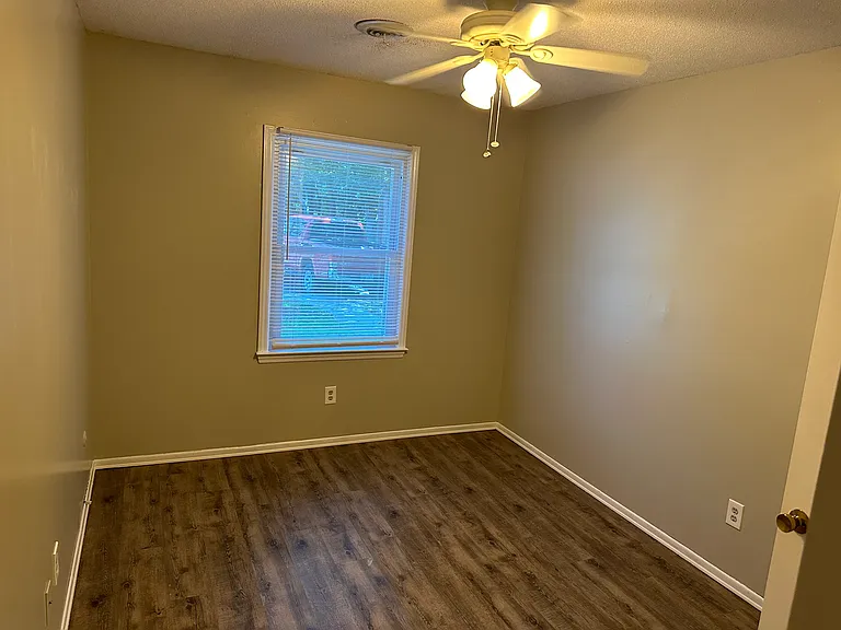 4944 Marlin Ct — Photo 10