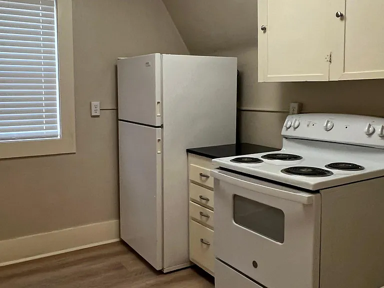 214.5 Fairfield Ave #2145 — Photo 4