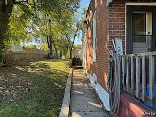 3rd image of 334 Horn Ave