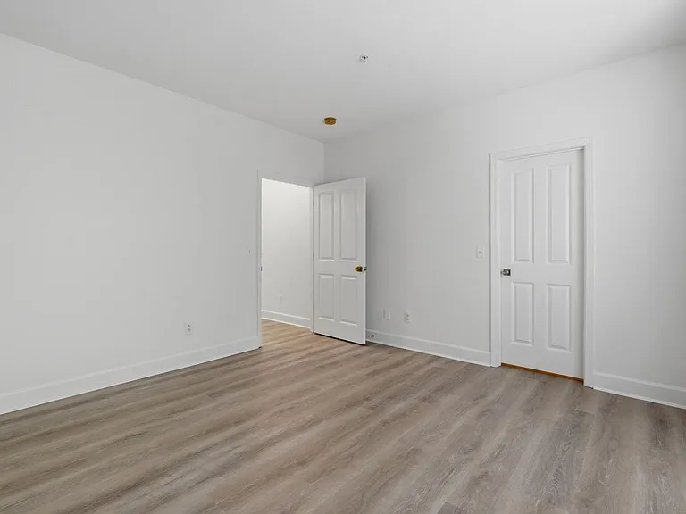 4846 Bevendean Dr #C9 — Photo 23