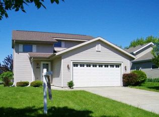 3818 Ice Age Dr, Madison, WI 53719