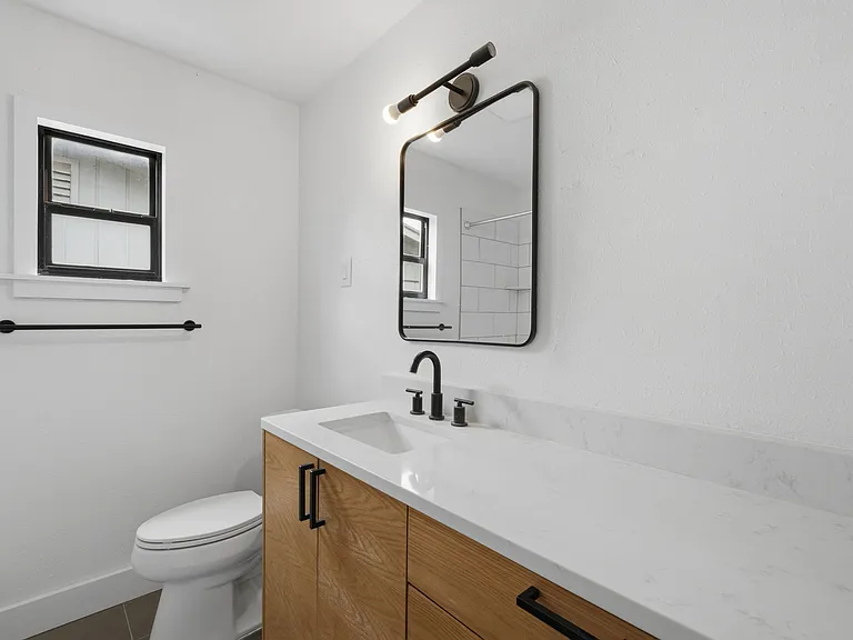 135 Brettonwood Dr #135 — Photo 6