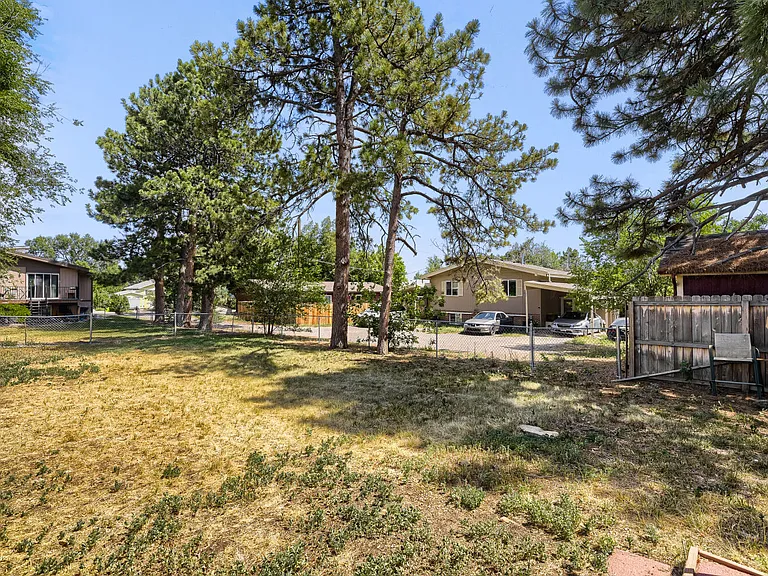 1690 Taft St — Photo 25
