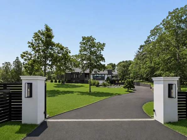138 Longview Rd, Southampton, NY 11968