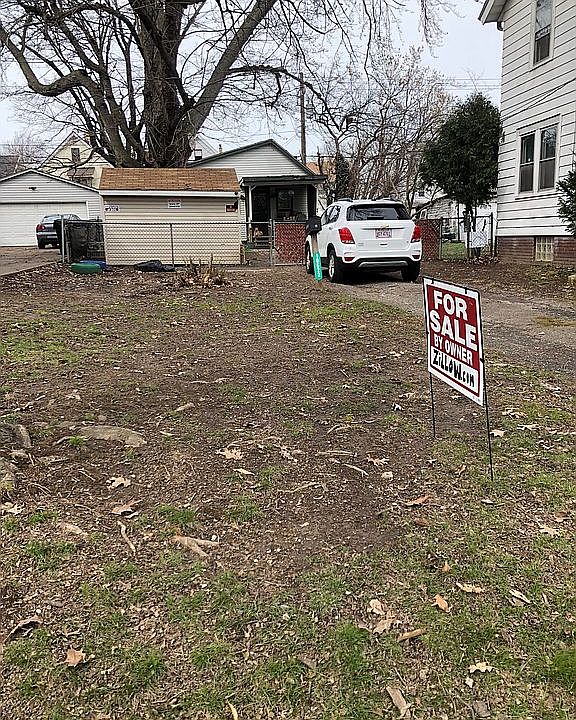 1st image of 10622 Thrush Ave