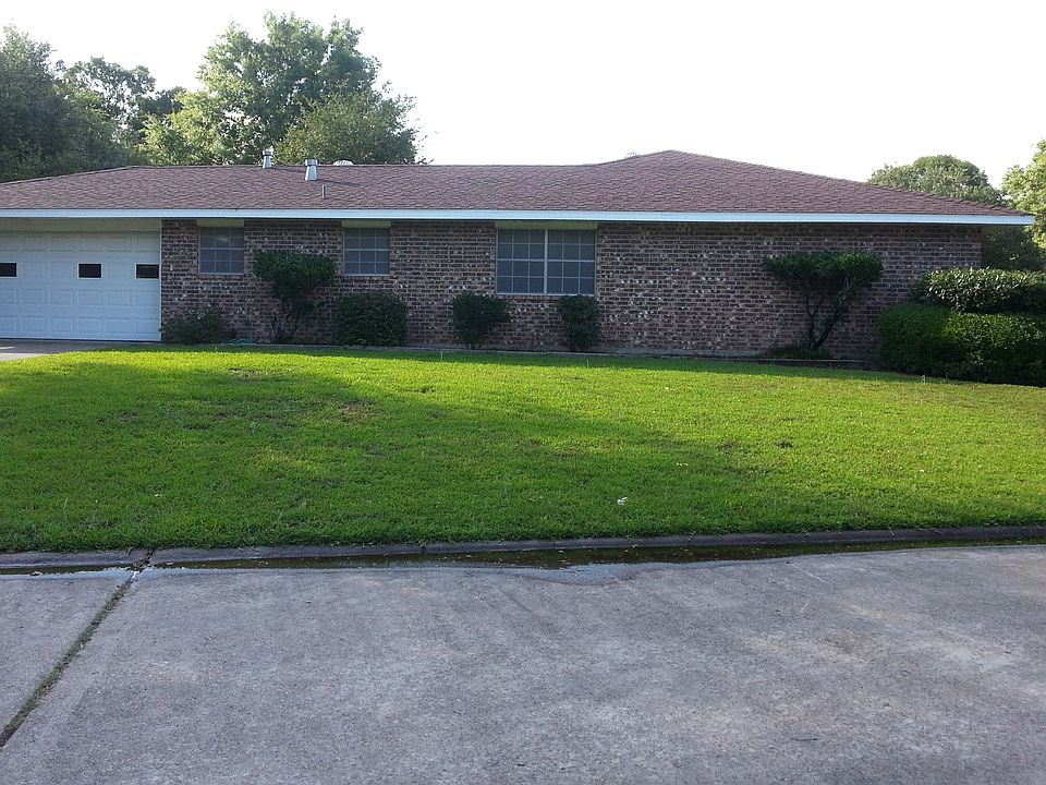 2nd image of 4828 Gentilly St