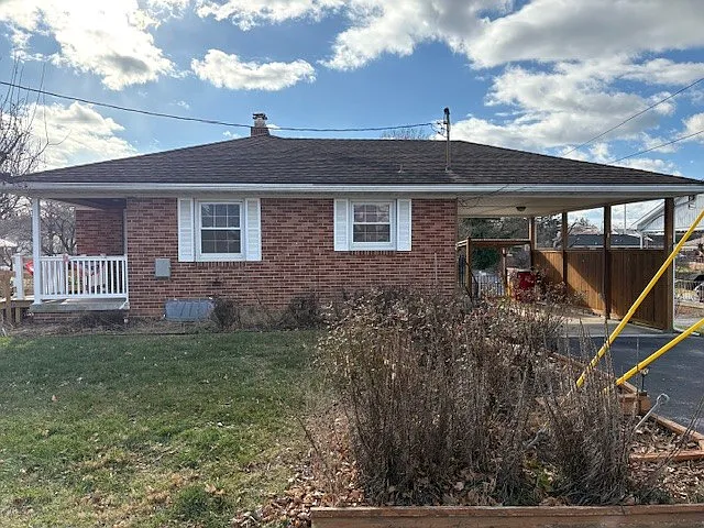 Front/Side - 12040 Belvedere Rd