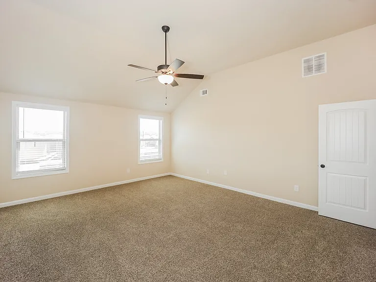 2386 Walker Dr — Photo 9