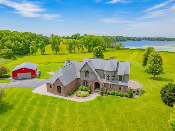W501 Oak Shore Dr, Fall River, WI 53932